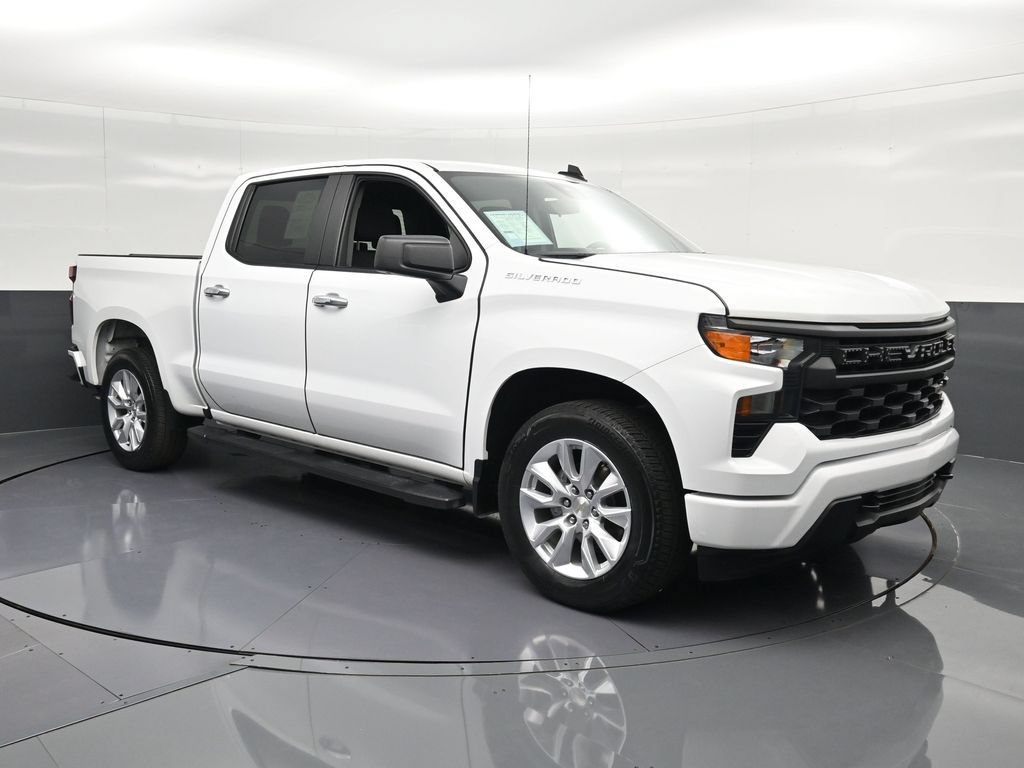 Used 2024 Chevrolet Silverado 1500 Custom RWD image 5