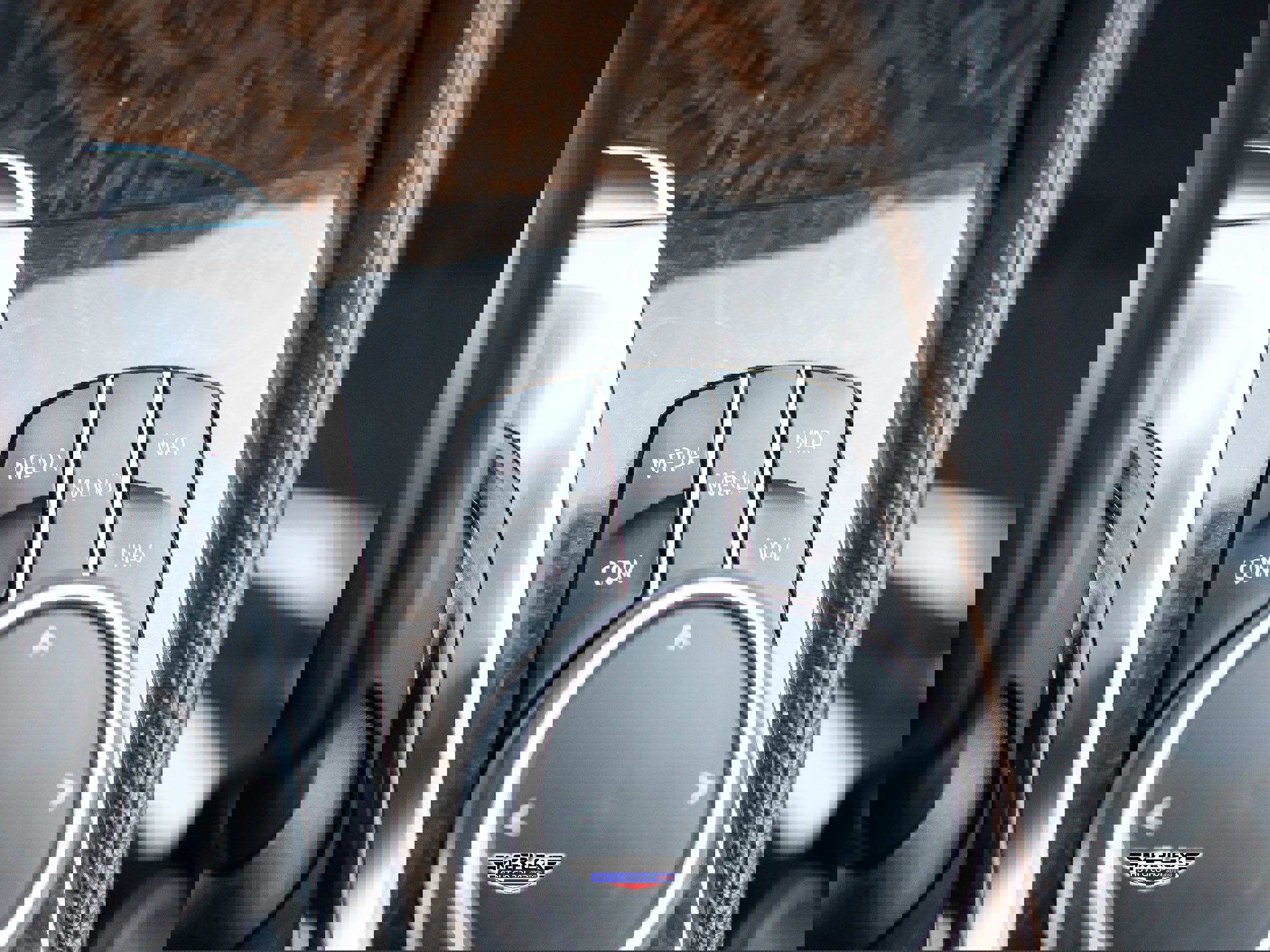 Used 2018 BMW 540i xDrive w/ M Sport Package image 38