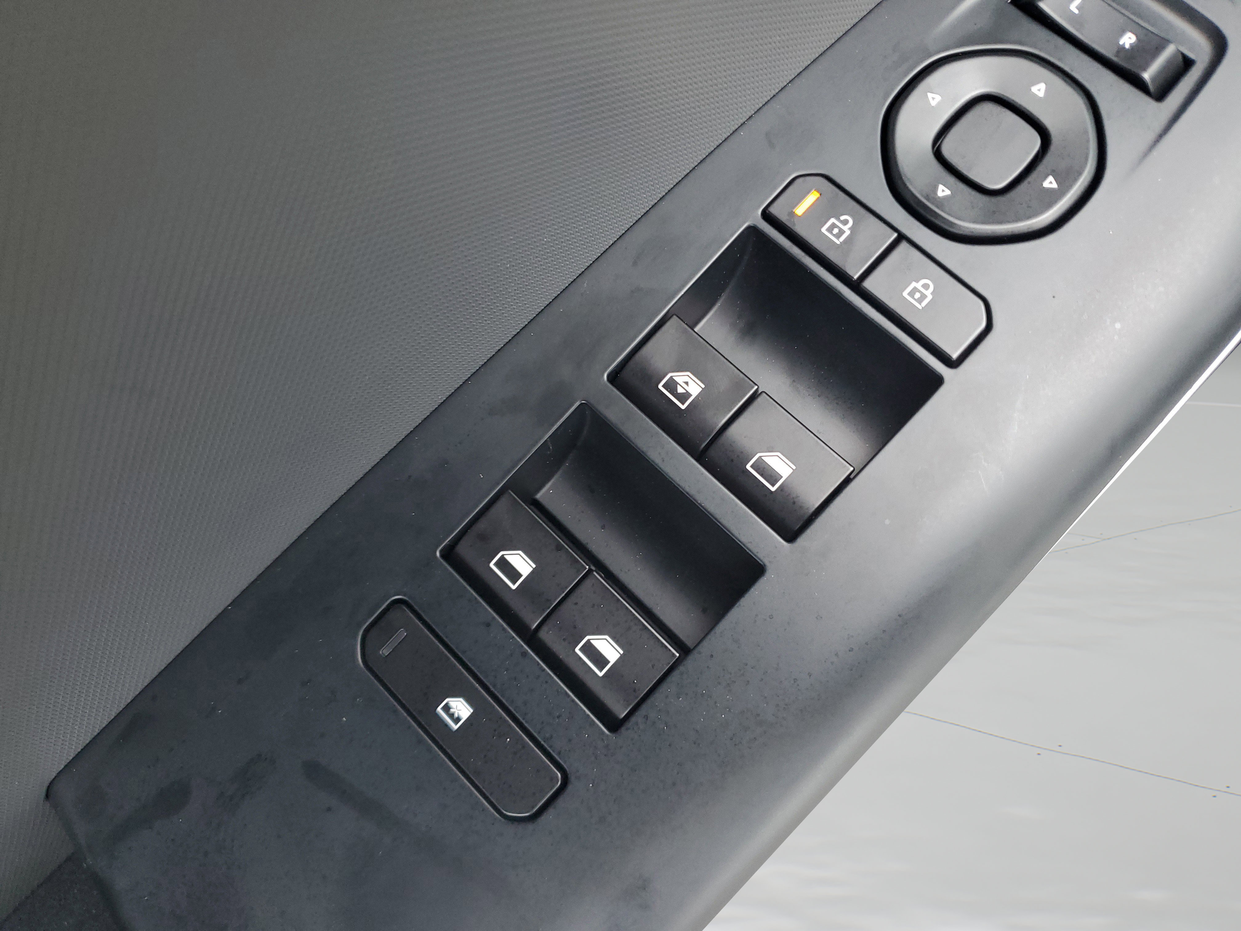New 2025 Kia K4 FWD image 19