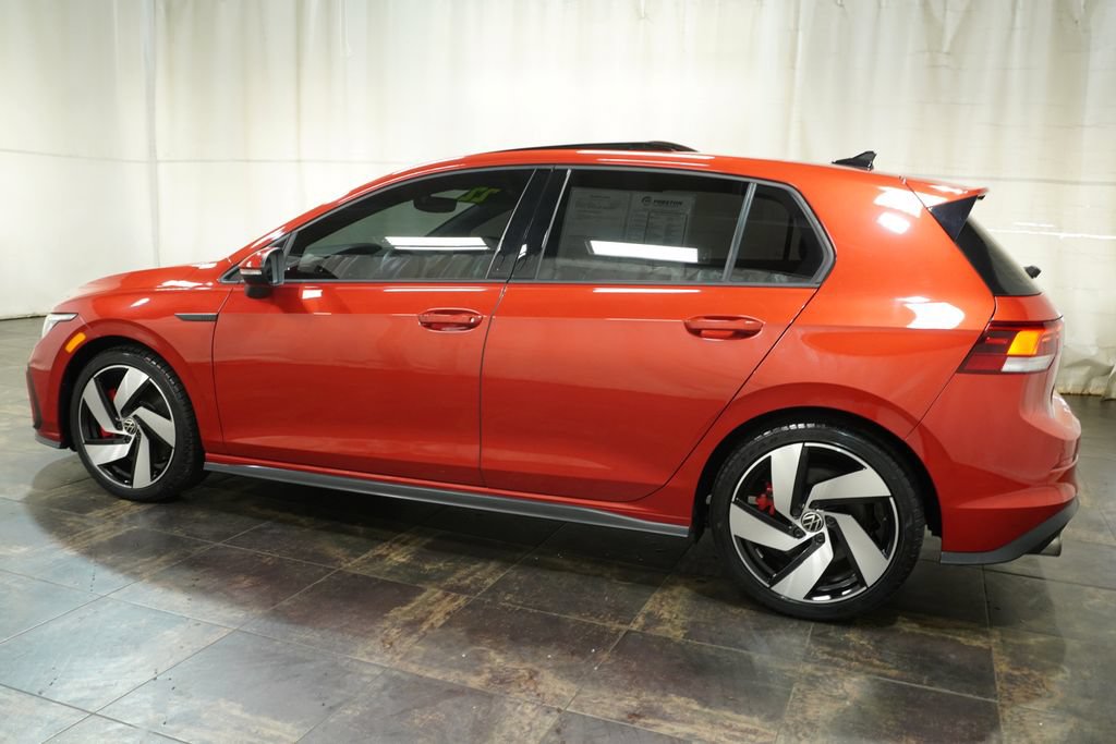 Used 2022 Volkswagen GTI SE FWD image 7
