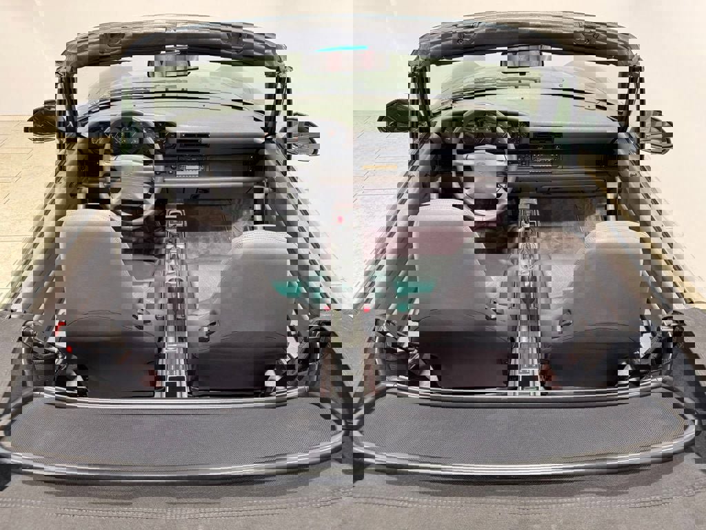 Used 1996 Porsche 911 Cabriolet image 20