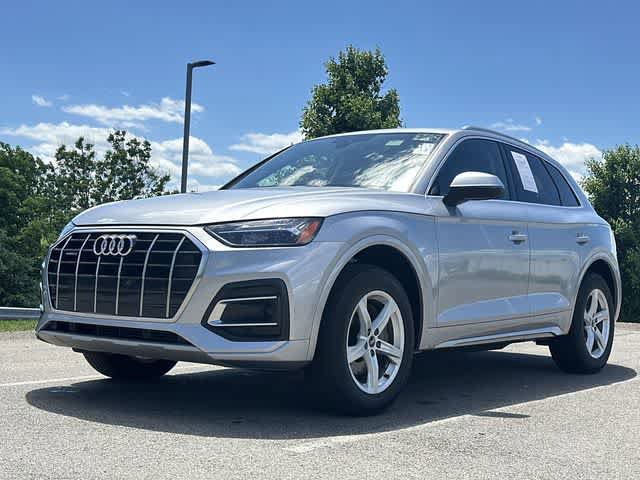 Used 2023 Audi Q5 2.0T Premium w/ Convenience Package AWD/4WD image 20
