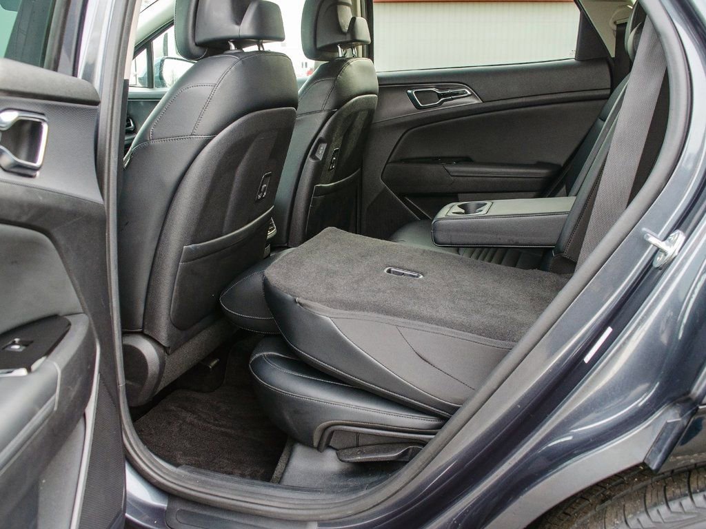 Used 2023 Kia Sportage SX image 31