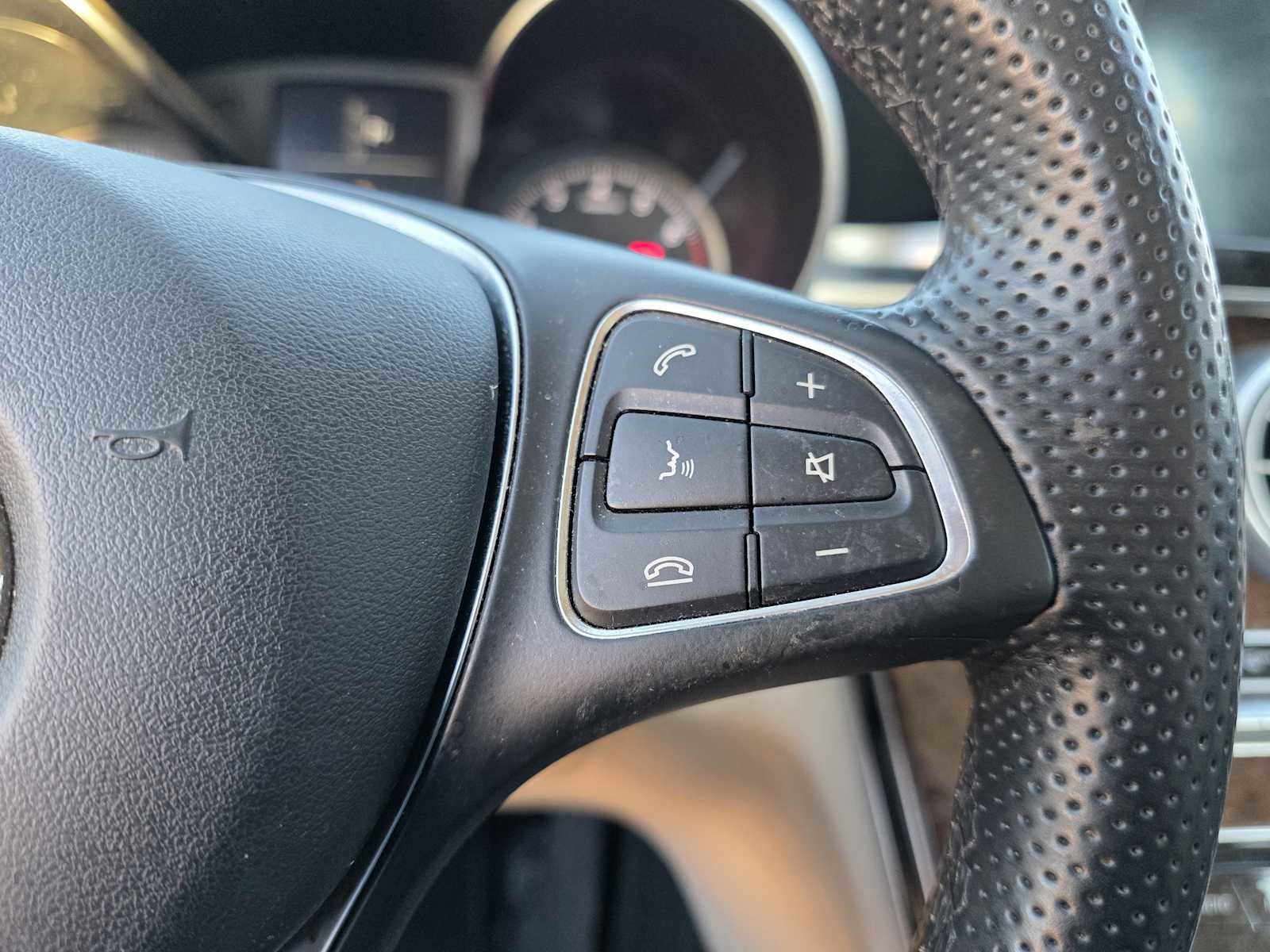 Used 2017 Mercedes-Benz C 300 Sedan image 10