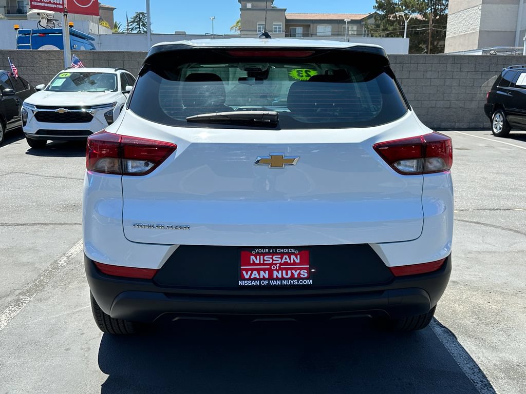 Used 2023 Chevrolet TrailBlazer LS FWD image 6
