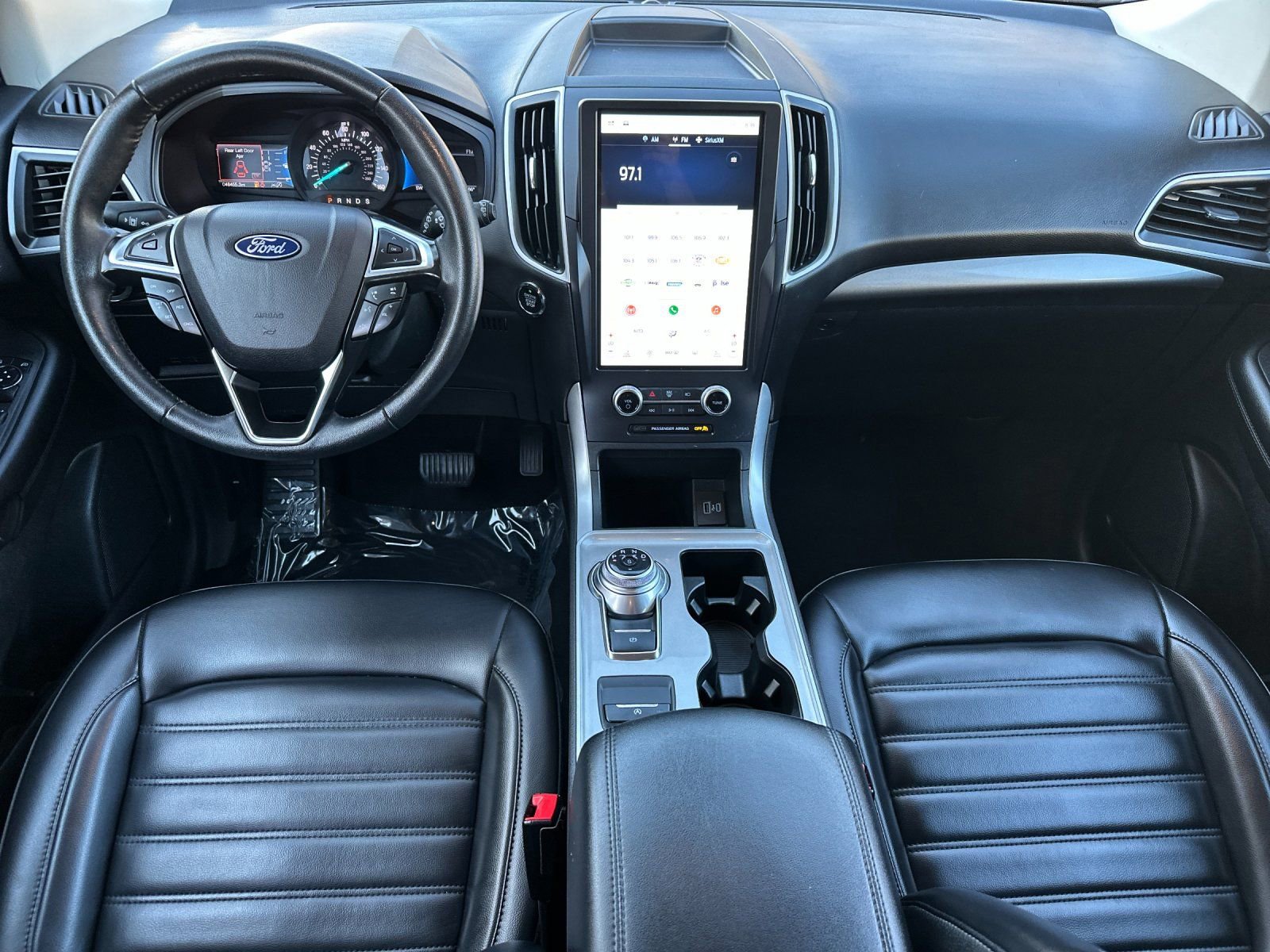 Used 2024 Ford Edge SEL image 16