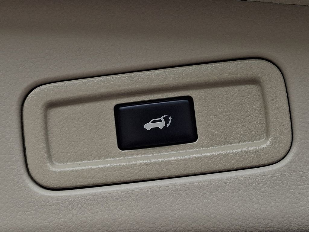 Used 2014 Nissan Murano SL w/ Navigation Package AWD/4WD image 28