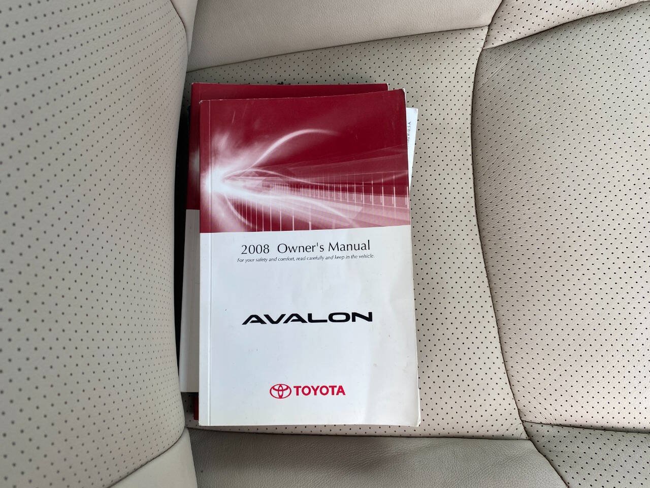 Used 2008 Toyota Avalon Limited FWD image 33