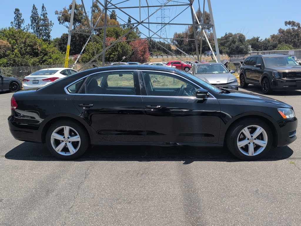 Used 2013 Volkswagen Passat 2.5 SE FWD image 2