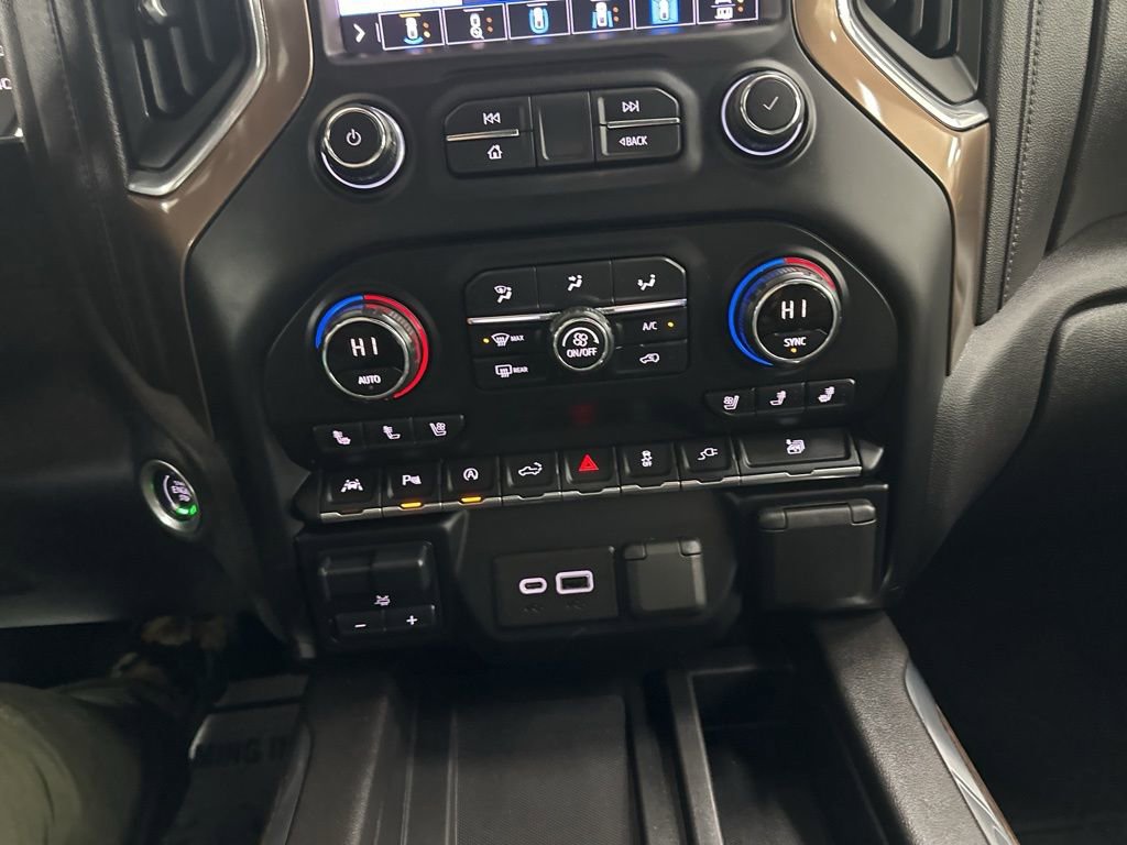 Certified 2020 Chevrolet Silverado 1500 High Country w/ Technology Package image 42