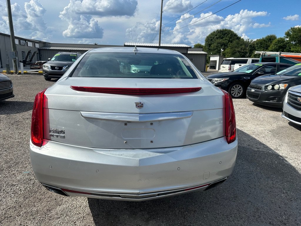 Used 2013 Cadillac XTS Luxury w/ Driver Awareness Package FWD image 5