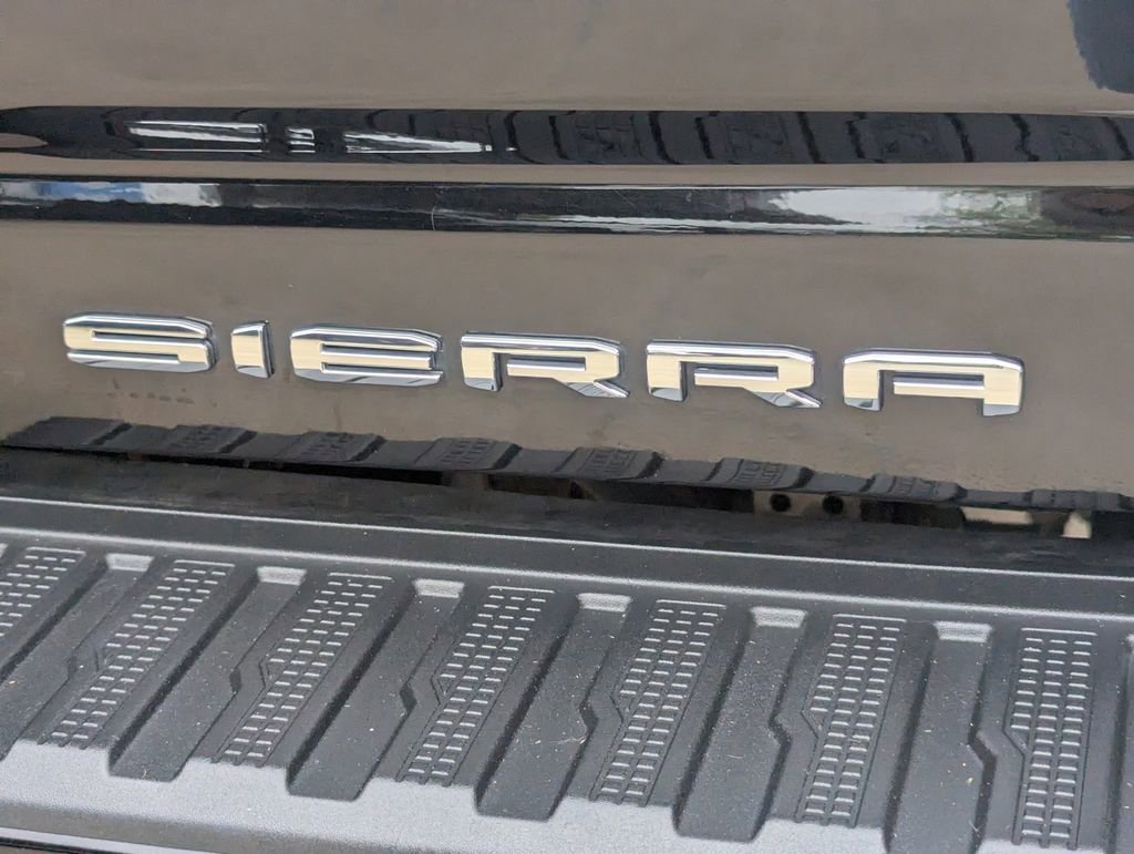 Used 2024 GMC Sierra 2500 Denali w/ Denali Reserve Package AWD/4WD image 36