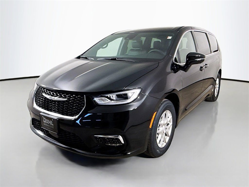 New 2025 Chrysler Pacifica Select image 4