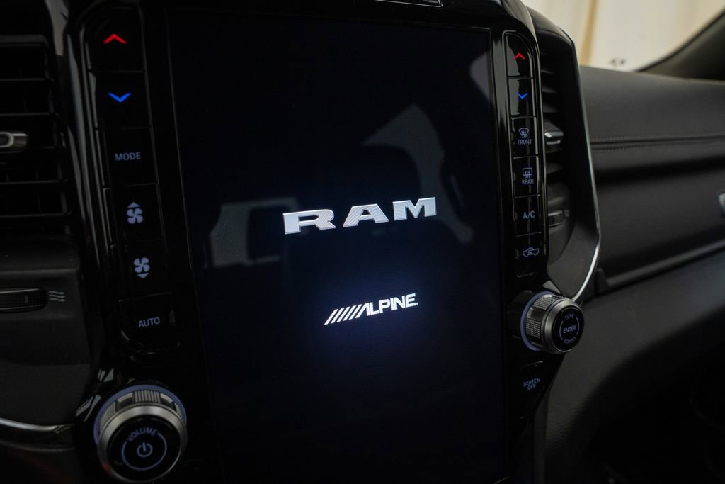 Used 2025 RAM 1500 Laramie image 12