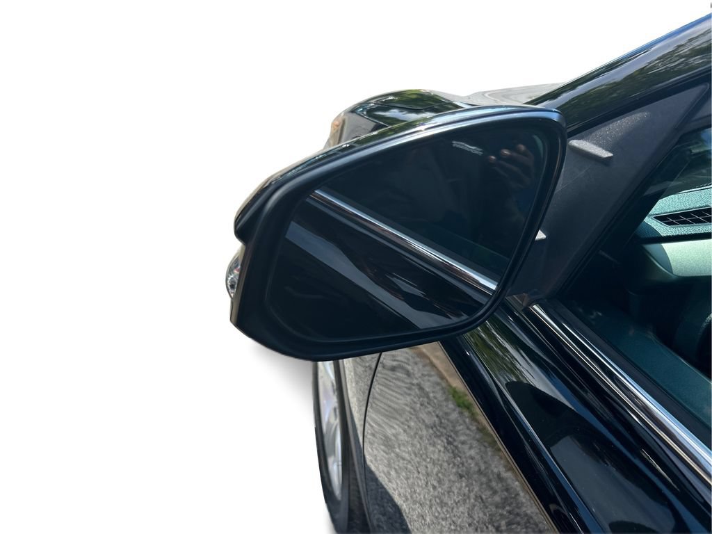 Used 2013 Toyota RAV4 XLE AWD/4WD image 30