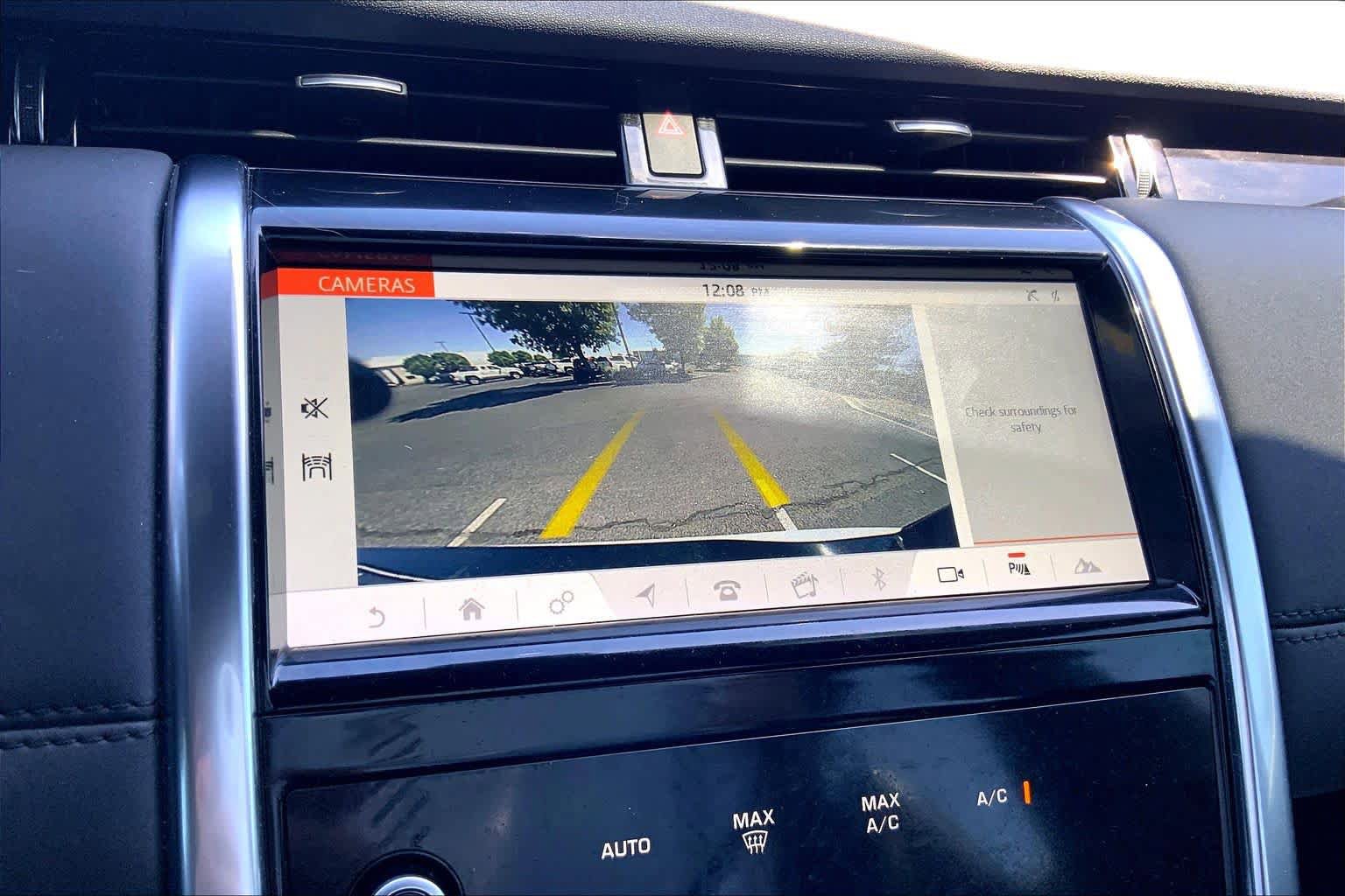 Used 2020 Land Rover Discovery Sport S image 26