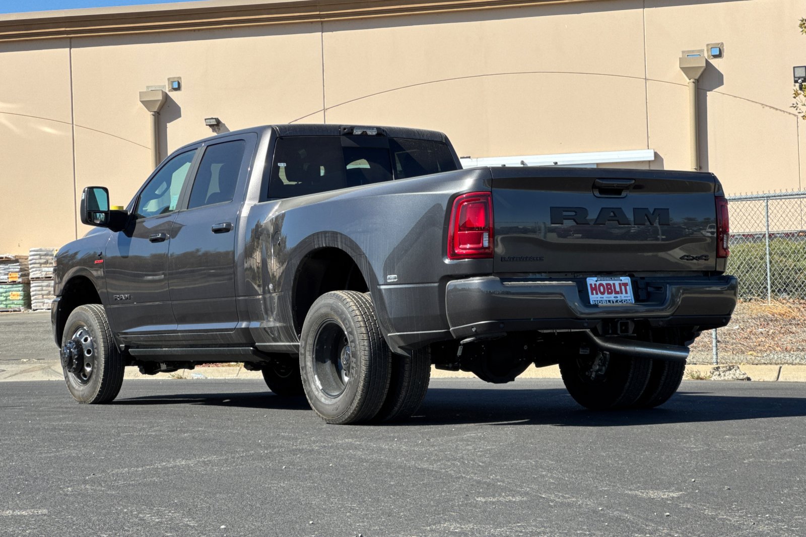 New 2027 RAM 3500 Laramie AWD/4WD image 5