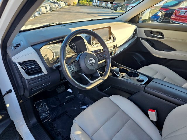 Used 2023 Nissan Rogue SV w/ SV Premium Package AWD/4WD image 15