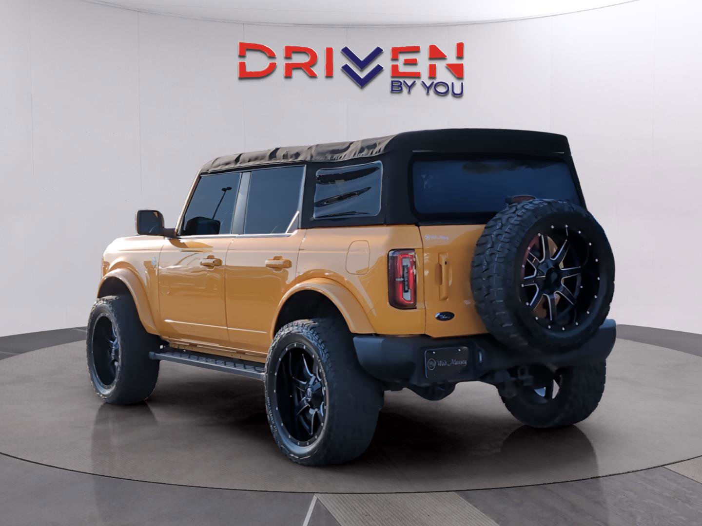 Used 2021 Ford Bronco Outer Banks AWD/4WD image 3