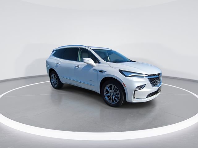 Used 2023 Buick Enclave Avenir w/ Avenir Technology Package image 2