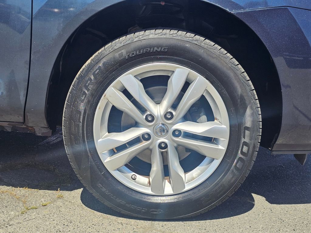 Used 2015 Nissan Rogue S w/ Convenience Package FWD image 10