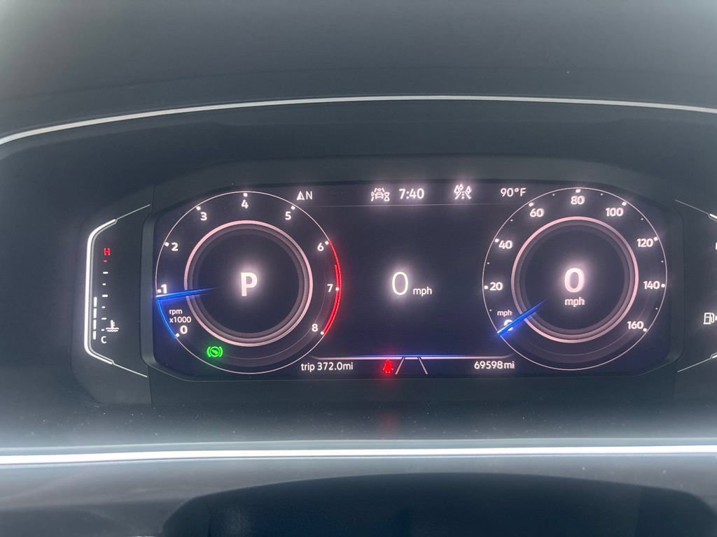 Used 2021 Volkswagen Tiguan SEL AWD/4WD image 40
