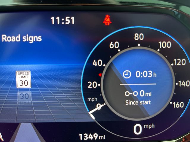 Used 2025 Volkswagen Atlas SEL Premium R-Line AWD/4WD image 10