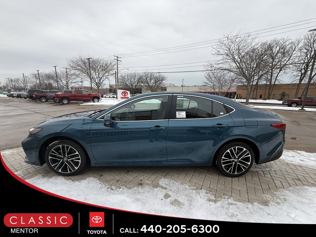 New 2026 Toyota Camry SE image 2