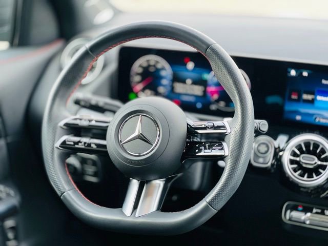 Certified 2024 Mercedes-Benz GLA 250 4MATIC image 10