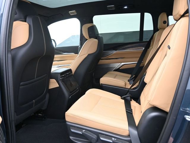 New 2025 Cadillac Escalade IQ Sport 2 image 16