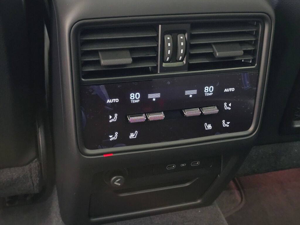 New 2026 Porsche Cayenne GTS AWD/4WD image 20