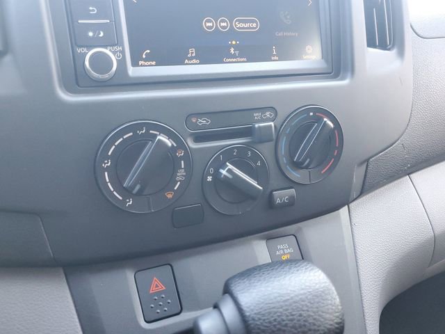 Used 2020 Nissan NV200 S image 22