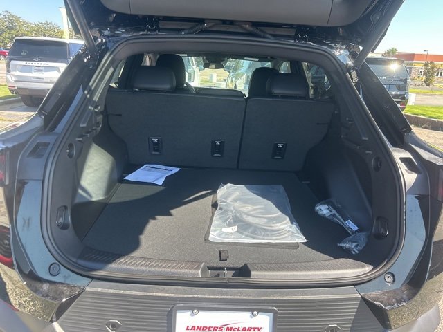 New 2026 Chevrolet Equinox EV LT image 29