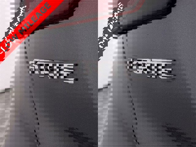 Used 2024 Kia Forte LXS w/ LXS Technology Package image 33