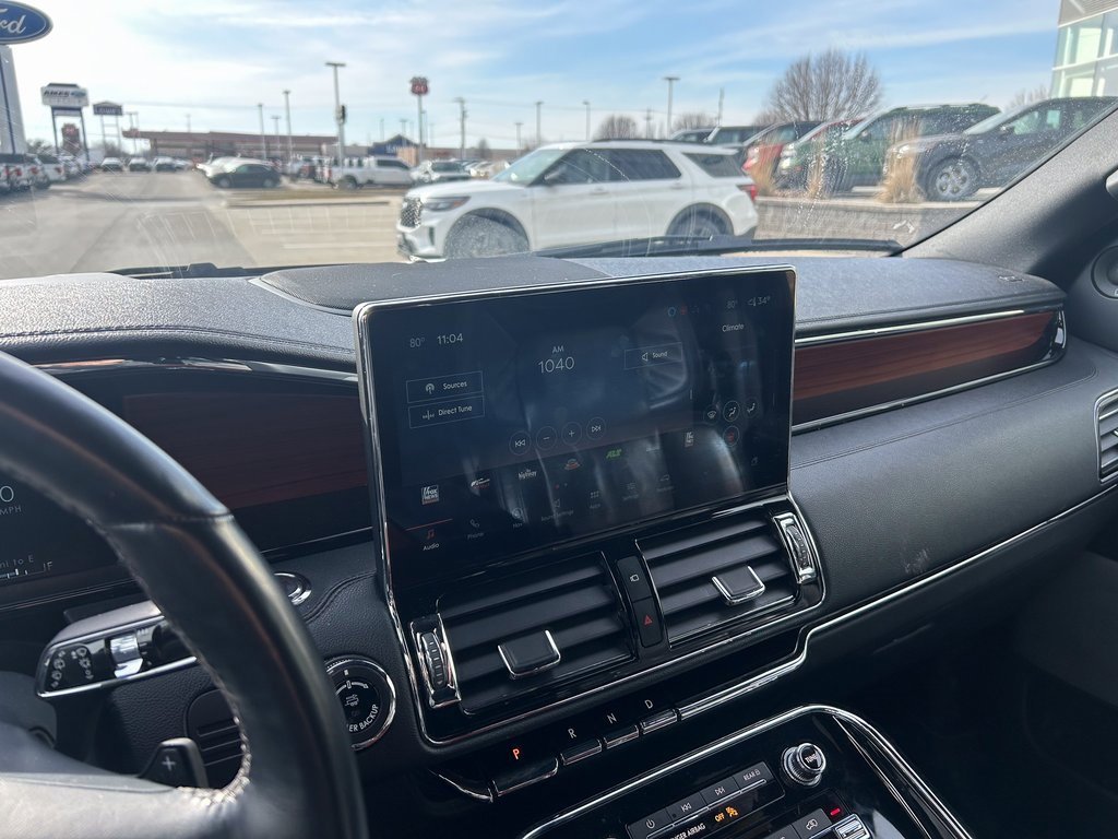 Used 2023 Lincoln Navigator Reserve image 21
