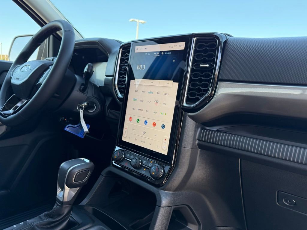 New 2025 Ford Ranger XLT w/ Equipment Group 301A High image 31