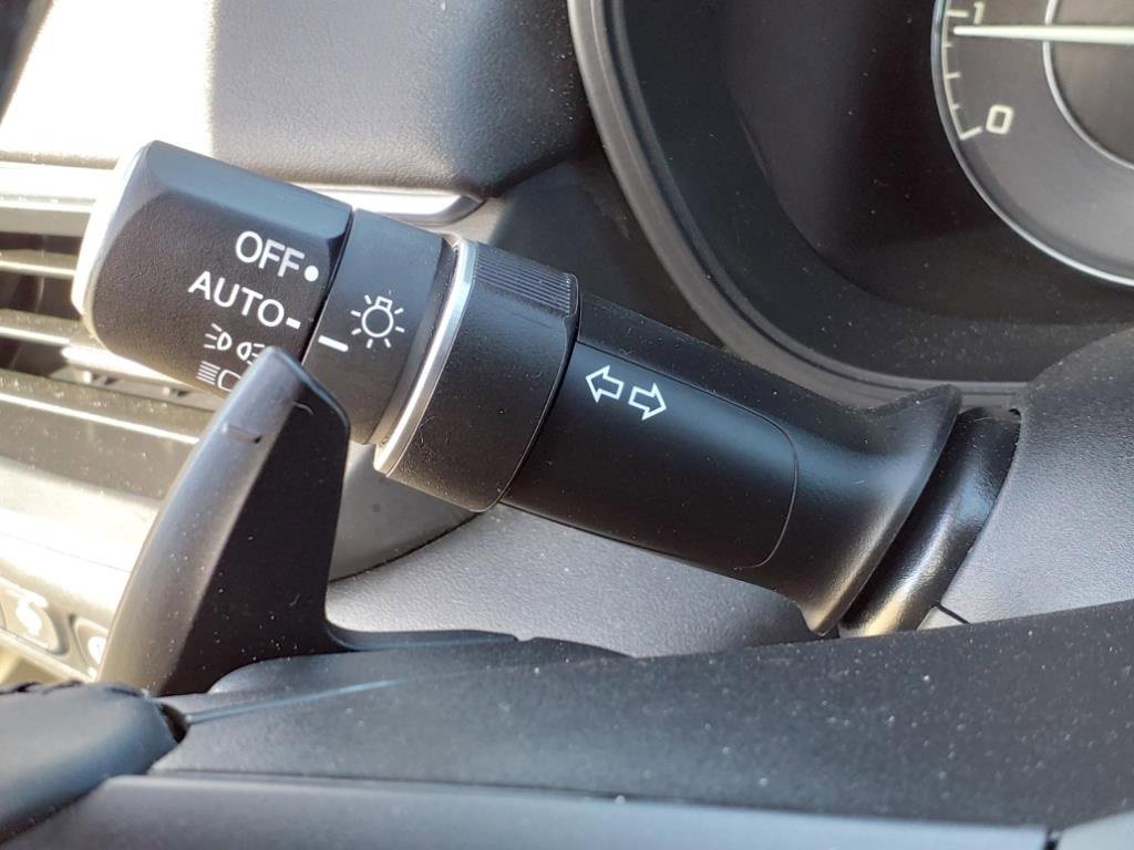 Used 2023 Acura TLX w/ Technology Package image 25