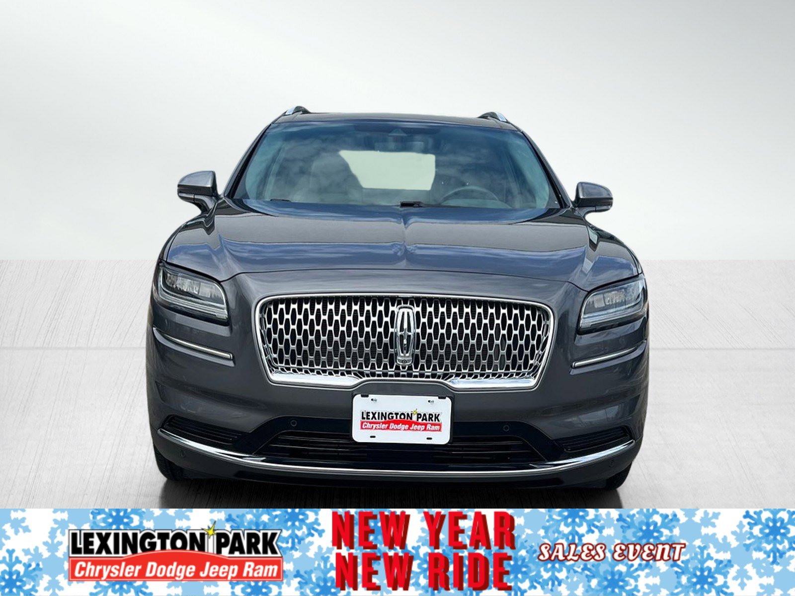 Used 2021 Lincoln Nautilus Reserve w/ Equipment Group 201A image 5
