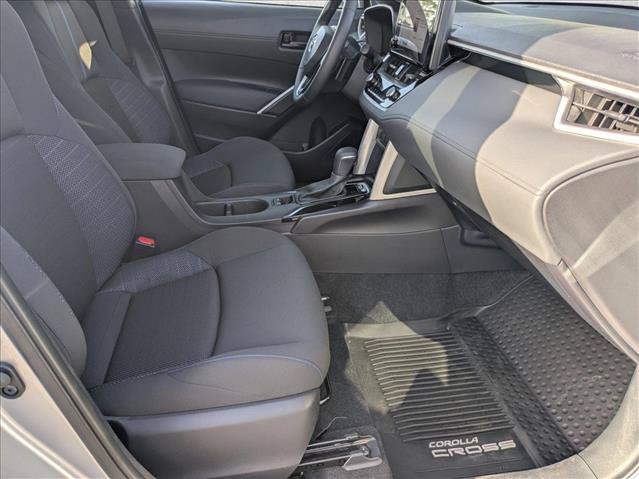 Used 2025 Toyota Corolla Cross AWD Hybrid image 20