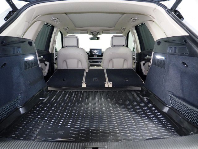 Used 2024 Audi Q5 Premium Plus w/ Premium Plus Package image 46
