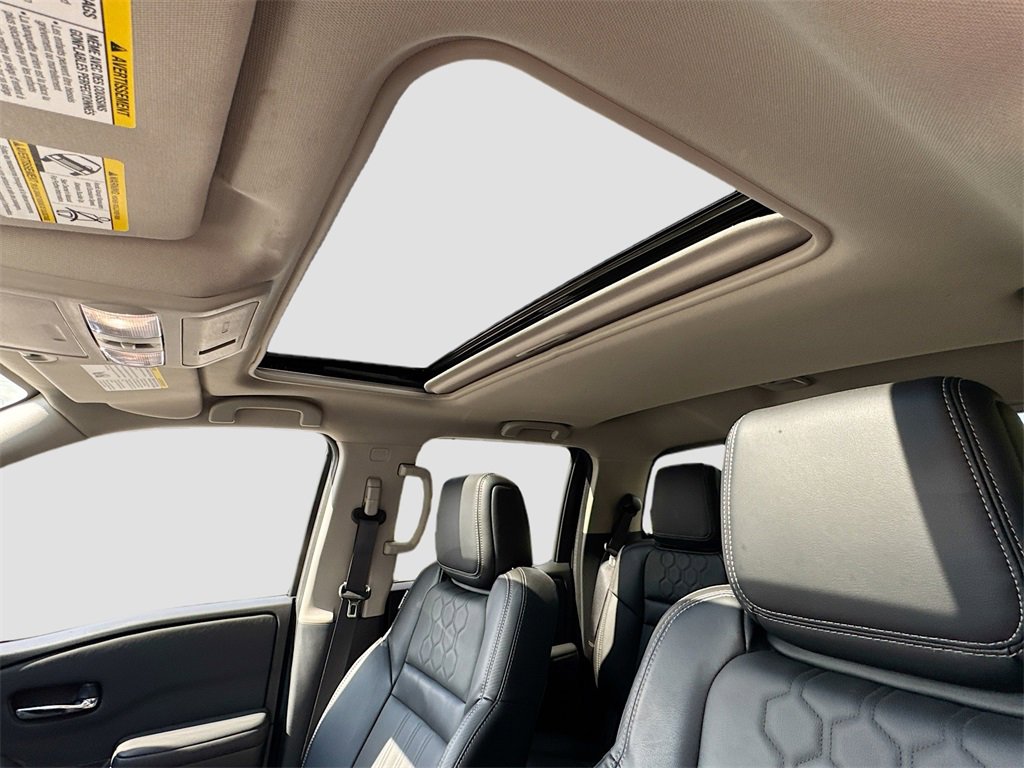 Used 2024 Nissan Frontier SL w/ Technology Package image 22
