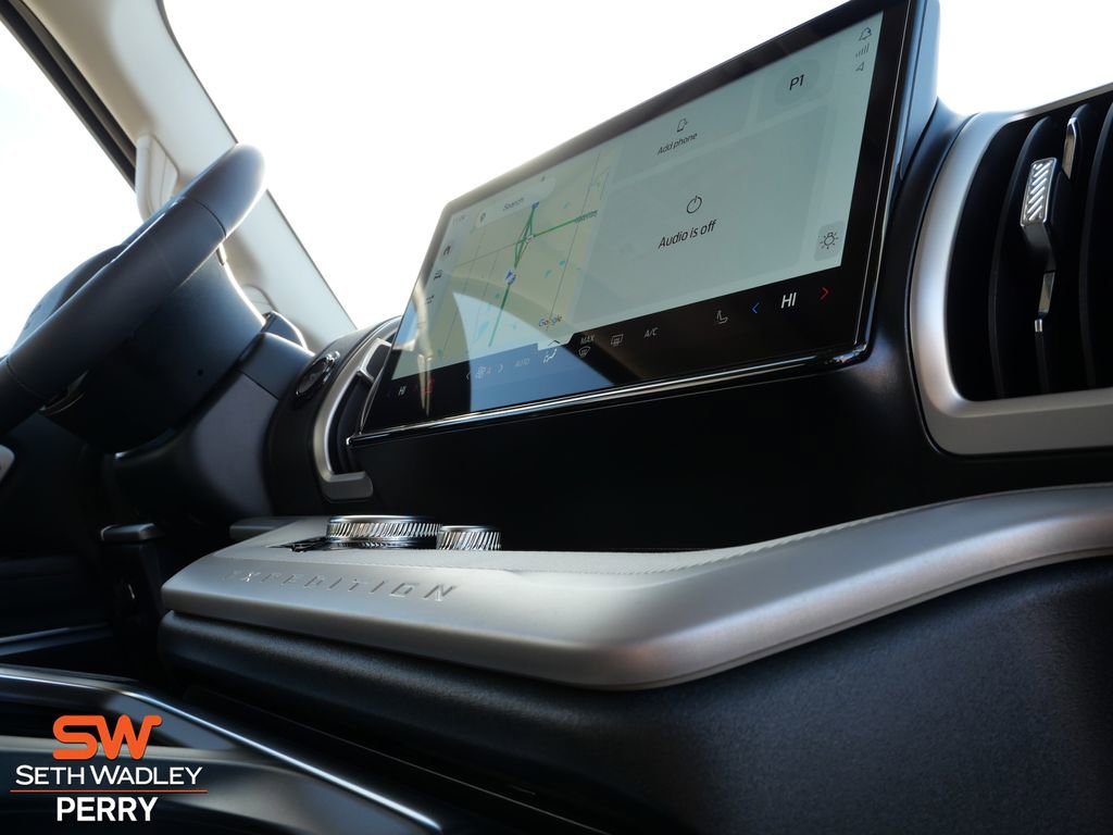 New 2025 Ford Expedition Active image 12