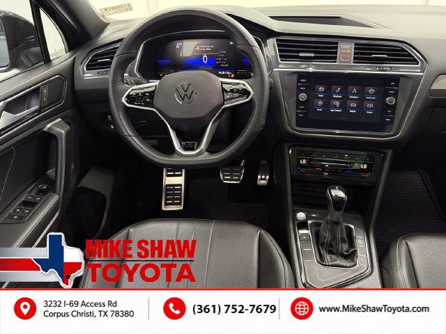 Used 2023 Volkswagen Tiguan SE R-Line FWD image 29