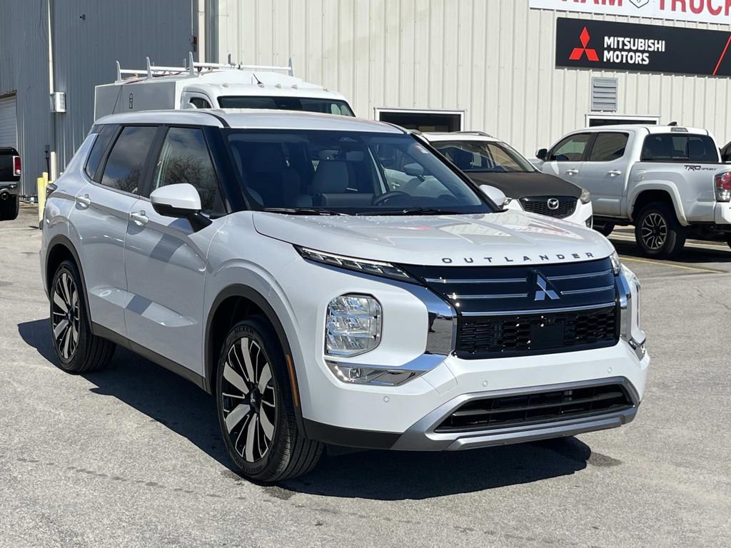 New 2026 Mitsubishi Outlander SE FWD image 6