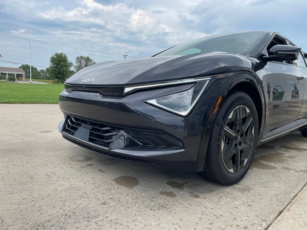 New 2026 Kia EV6 Wind AWD/4WD image 14