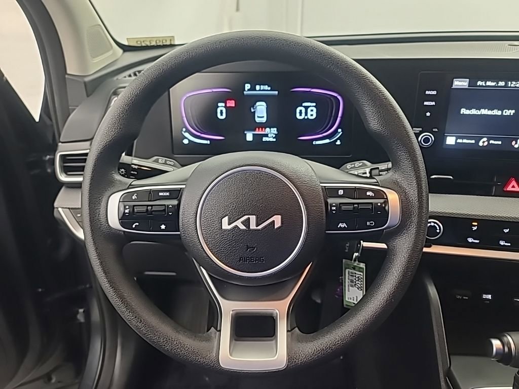Used 2025 Kia Sportage LX image 31