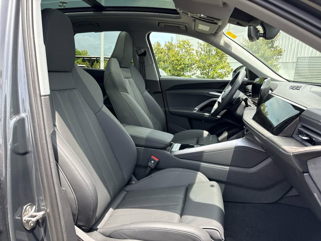 New 2025 Audi Q5 Premium Plus image 16