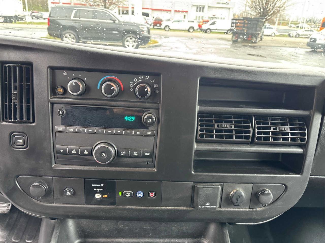 Used 2023 GMC Savana 2500 Extended w/ Driver Convenience Package image 17