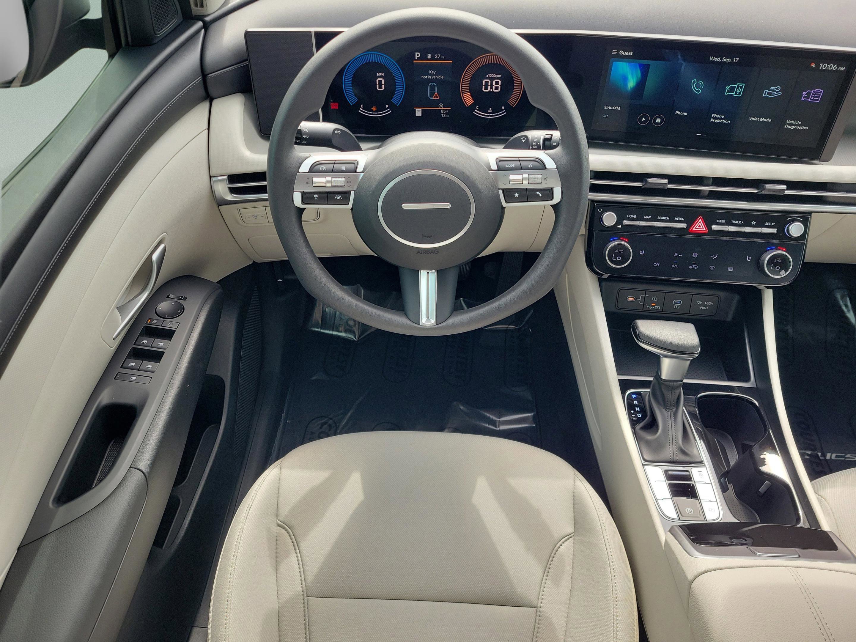 New 2026 Hyundai Tucson SEL image 24