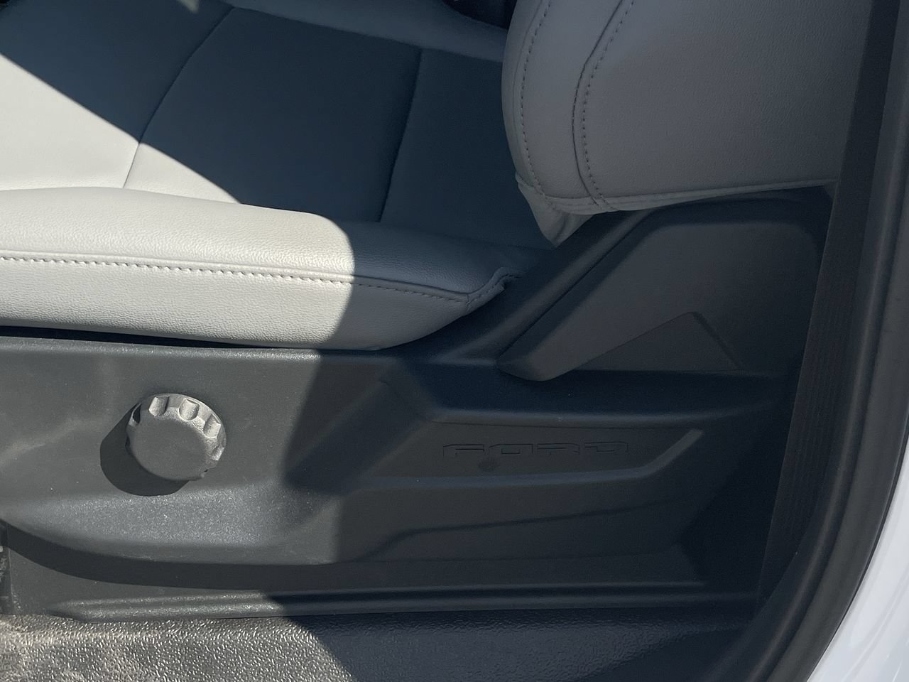 New 2026 Ford F550 2WD Crew Cab Super Duty image 22